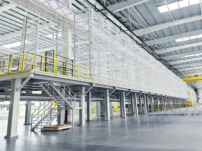 Automatic three-dimensional warehouse system