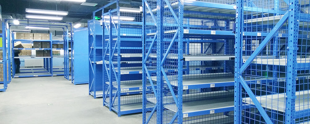 II Style Wide Span Warehouse Shelving II Style Wide Span Warehouse Shelving